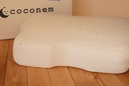おすすめのセミオーダーメイド枕｜coconemの無限カスタマクラは好みの高さと硬さに調整できる